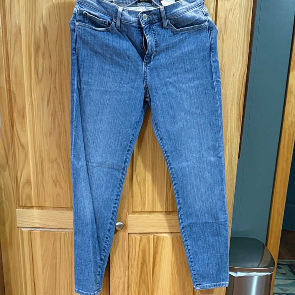 Banana Republic Women's Skinny Jeans in Blue